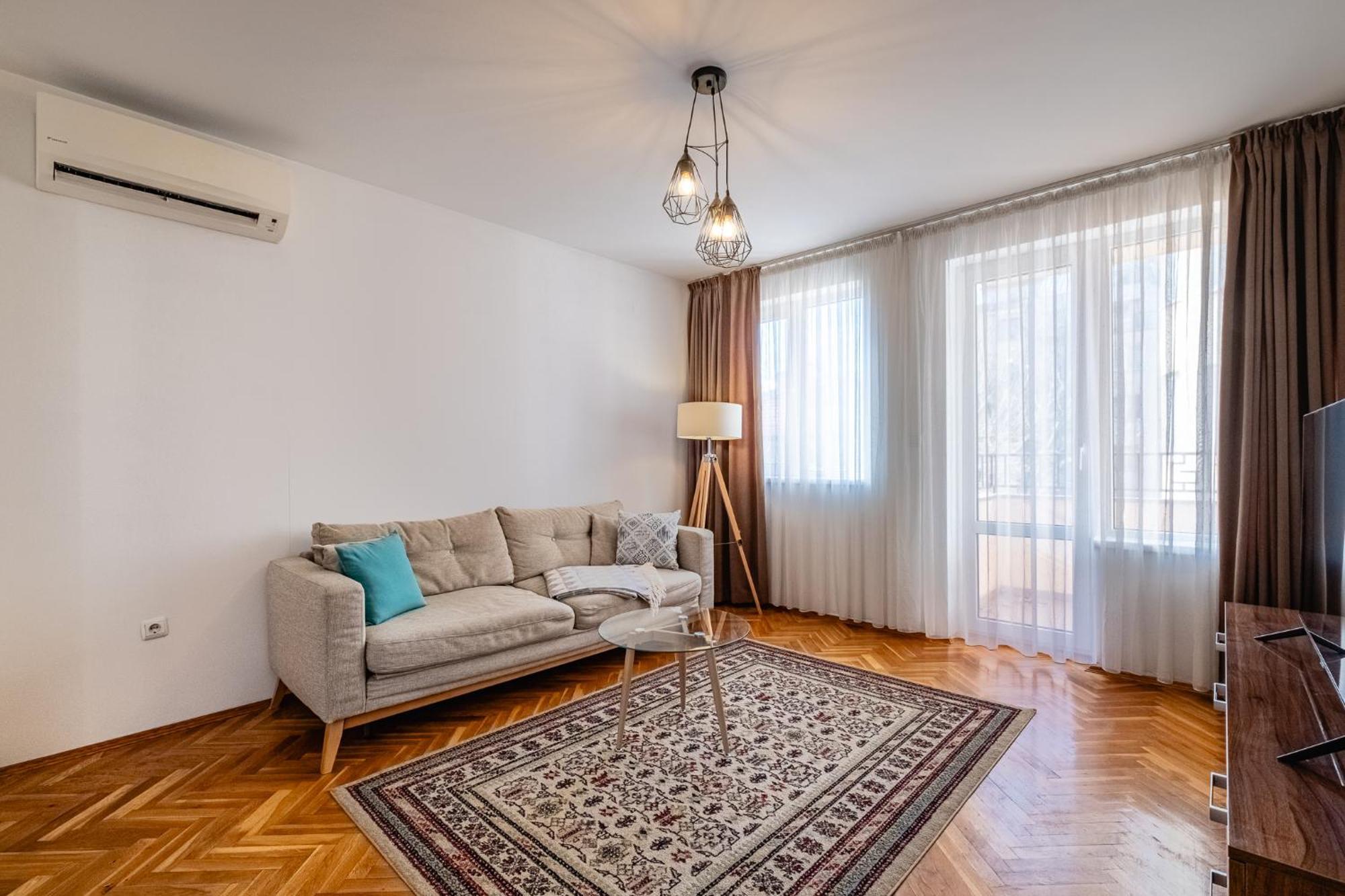 Seaside Serenity Charming Apartment By Sea Garden Varna Esterno foto